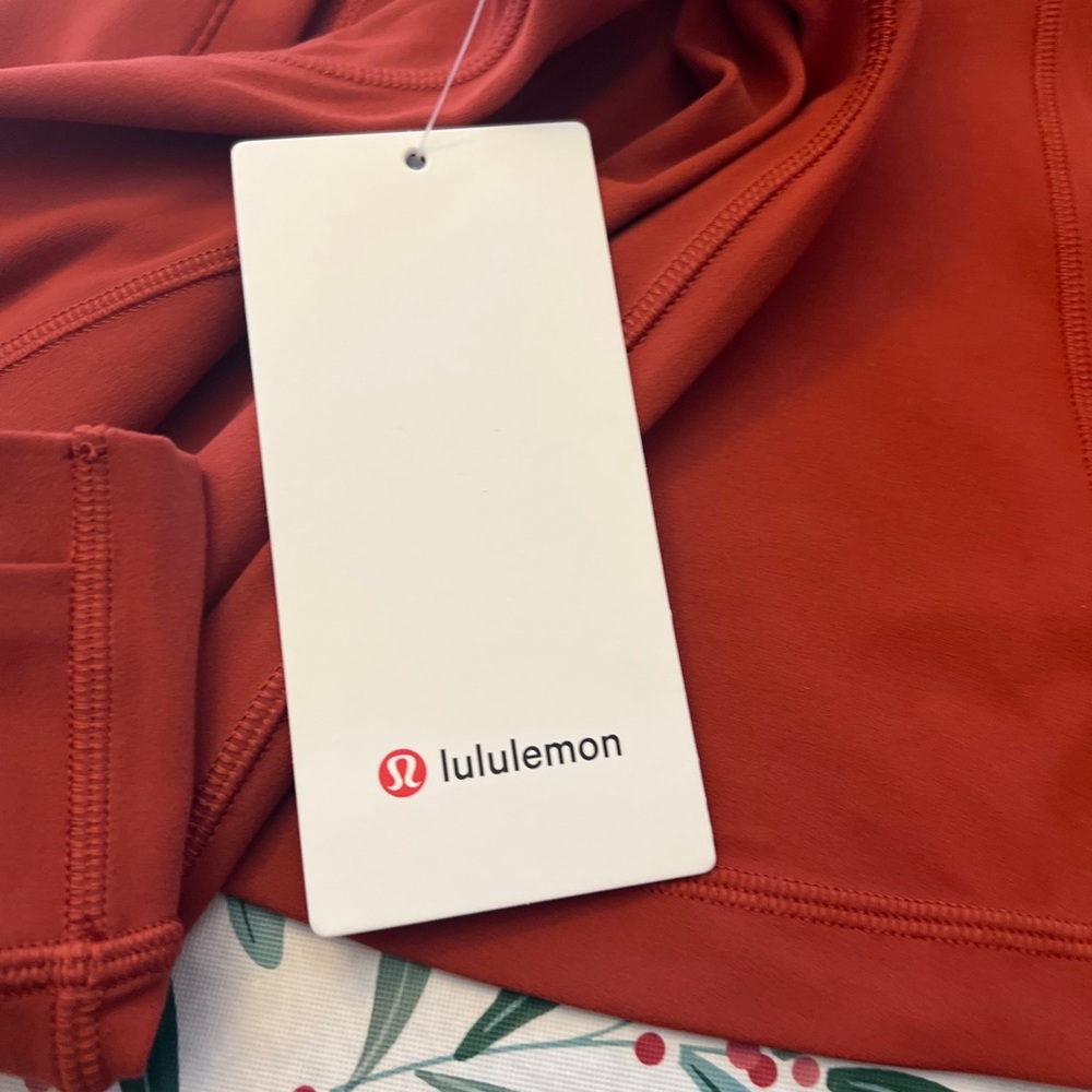 Lululemon jacket - Picture 3 of 4